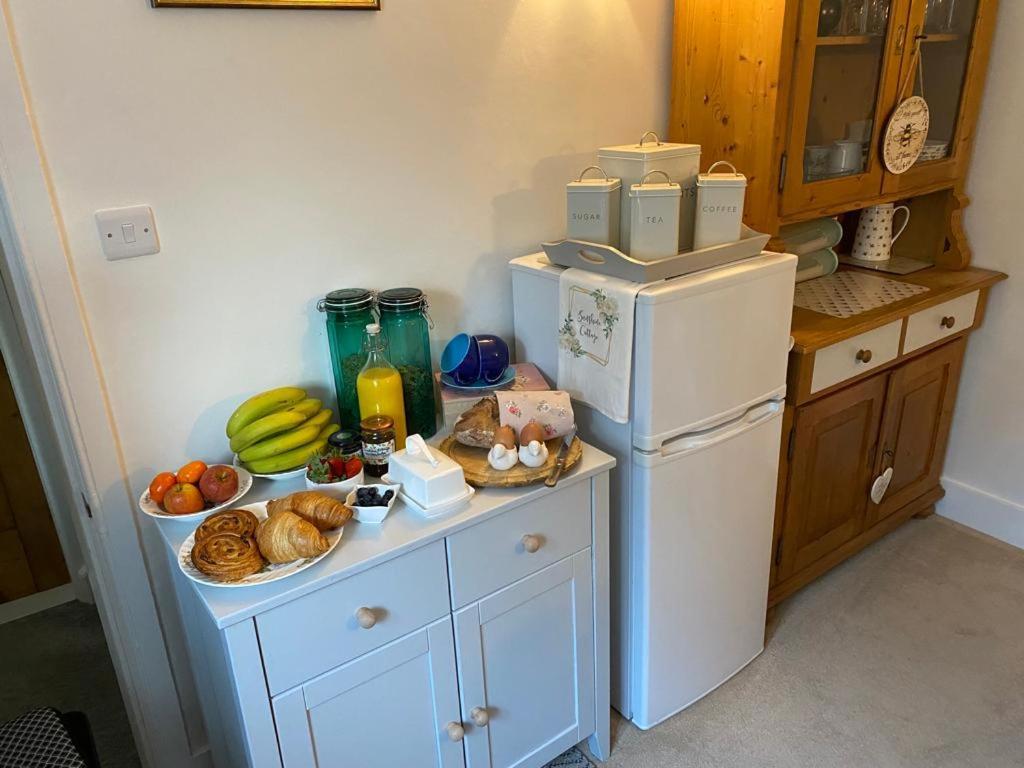 Sunshine Cottage Studley  Luaran gambar